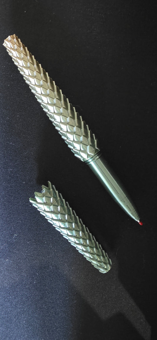 Dragon scale pen